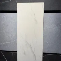 سرامیک سادو طرح کلکته سفید سایز 120×40 لعاب براق