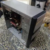 کیس و مانیتور