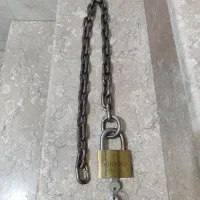 قفل و زنجیر موتورسیکلت