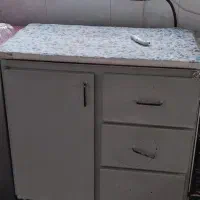 کابینت گالوانیزه کار کرده و سینک