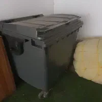 سطل زباله بزرگ برای رستوران نونو