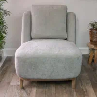 استخدام رویه کوب   خیاط   رنگ کار  نجار