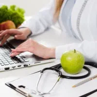 استخدام کارشناس تغذیه با مدرک