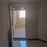 آپارتمان جنوبی پر نور با پارکینگ