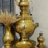 ست سماور برنجی و میز سماور