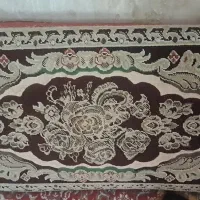 یک جفت پشتی یکیش سالمه