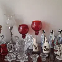 مجسمه چینی و کریستال و شمعدان