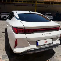 J 7  مدل 1402|خودرو سواری و وانت|اراک, |دیوار