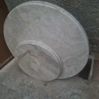 سنگ گرد رو میز جلومبلی