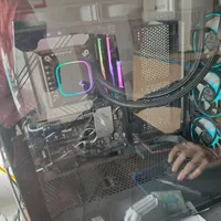 سیستم گیمینگ و مانیتور