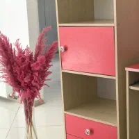 میزتحریر وکامپیوتر وکتابخانه کاملا سالم