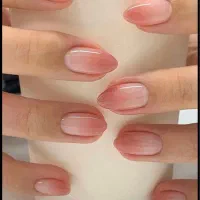 ناخن کار‌حرفه‌ای