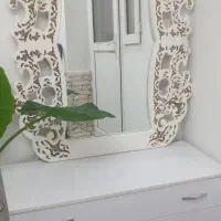 میز وآیینه