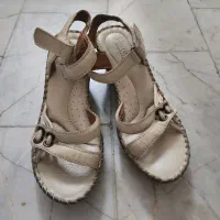 صندل چرم لژ دار سایز ۳۸