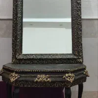 میز و اینه