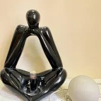 یک عدد آباژور مجسمه متفکر|چراغ خواب و آباژور|پردیس, |دیوار
