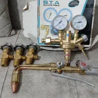 سر پیک و مانومتر و شیر co2