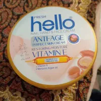 کرم مرطوب کننده آب سان دست و صورت ضد چروک