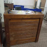 تعدادی وسایل مغازه میفروشم