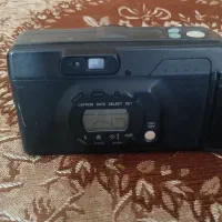 یک عدد دوربین عکاسی cnon