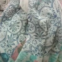 سی عدد شال روسری
