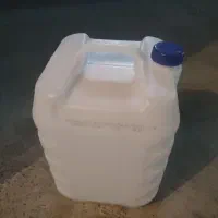 سطل و چهار لیتری