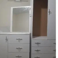 کمد ومیزارایش واینه