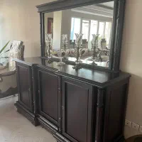 کنسول و آیینه