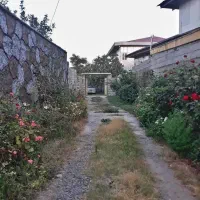 ملک برِ جاده اصلی/۳۳۰ متر زمین/سند تک‌برگ