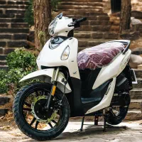 موتور سیکلت.  sf 180 sym