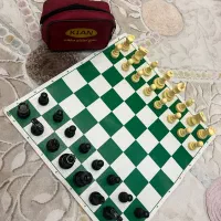 شطرنج همراه با کیف کاملا سالم