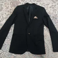 کت و شلوار مشکی ۱۲ ساله سالم