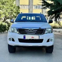 هایلوکس۲۰۱۴دیزلی بیرنگ بدون مشابه‌معاوضه‌باخودرو