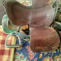 زین اسب|اسب و تجهیزات اسب‌سواری|کاشان, کوشک صفی|دیوار