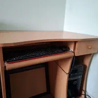میز کامپیوتر