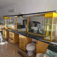 اینه و میز ارایشگاه