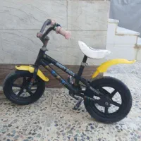 با سلام یک دوچرخه ۱۲