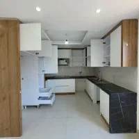 واحدآپارتمان ۱۳۳متر/نوساز/کلیدنخورده/شیک وتمیز