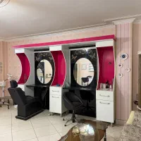 فروش دکور ارایشگاه (فقط دکور)
