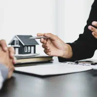 همکاری-و-تهاتر-با-سنگ-ساختمانی