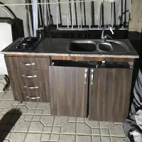 کابینت ظرفشویی و میز ریاست یا مدیریت و صندلی اداری