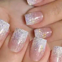 یادگیری کاشت ناخن با قالب و ژل ودستیار ناخنکار