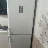 یخچال نیم فریزر