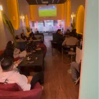 کارگر ساده برای کار در کافه