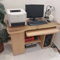 میز کامپیوتر