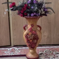 گل و گلدان