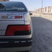پژو 405 نقره ایی در حد 90
