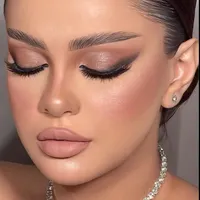 آموزش پاکسازی(فیشیال) میکاپ خودآرایی کاشت ناخن مژه|خدمات آموزشی|شیراز, وصال|دیوار