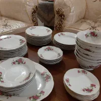 ظروف گل قرمز گل سرخ