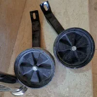 کمک چرخ دوچرخه